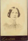 Elmira Caine Goldy1.bmp (3192234 bytes)
